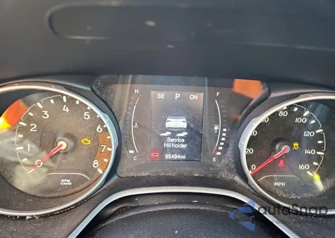 2019 Jeep Compass Latitude z USA, uszkodzony, nr VIN 3C4NJDBB0KT647352